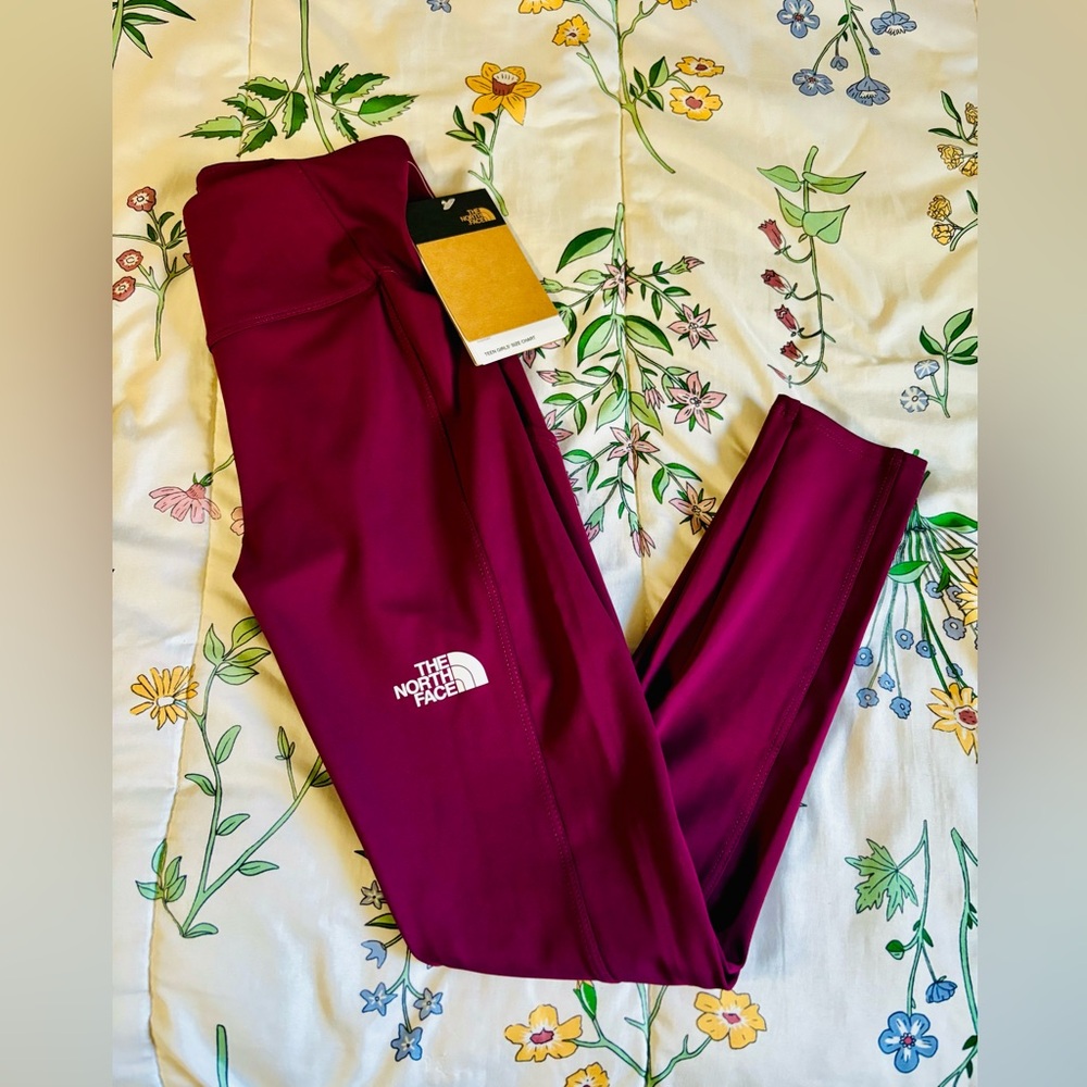The North Face girl’s boysenberry leggings L (12)